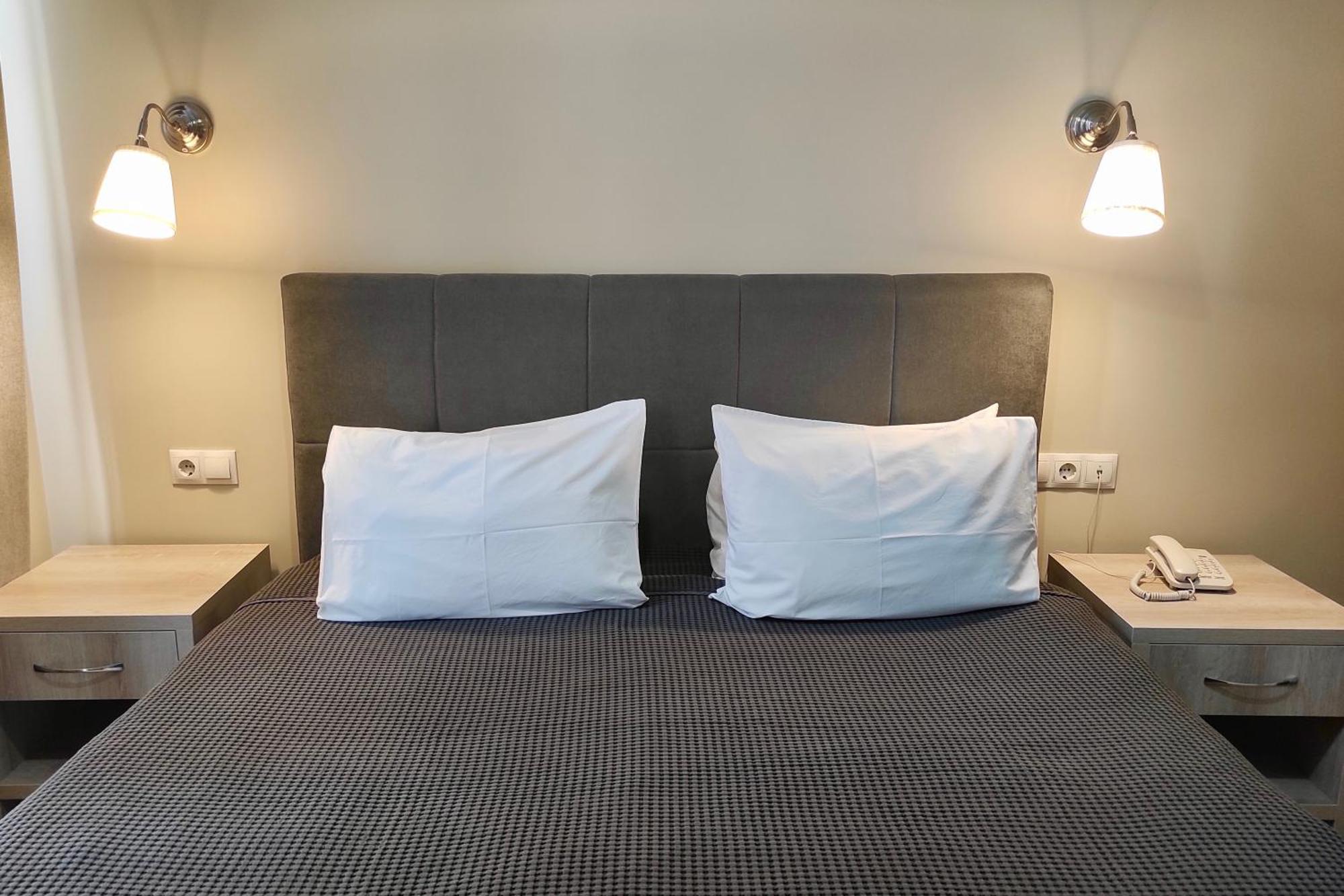 Lacasa Hotel Karagandy Eksteriør bilde