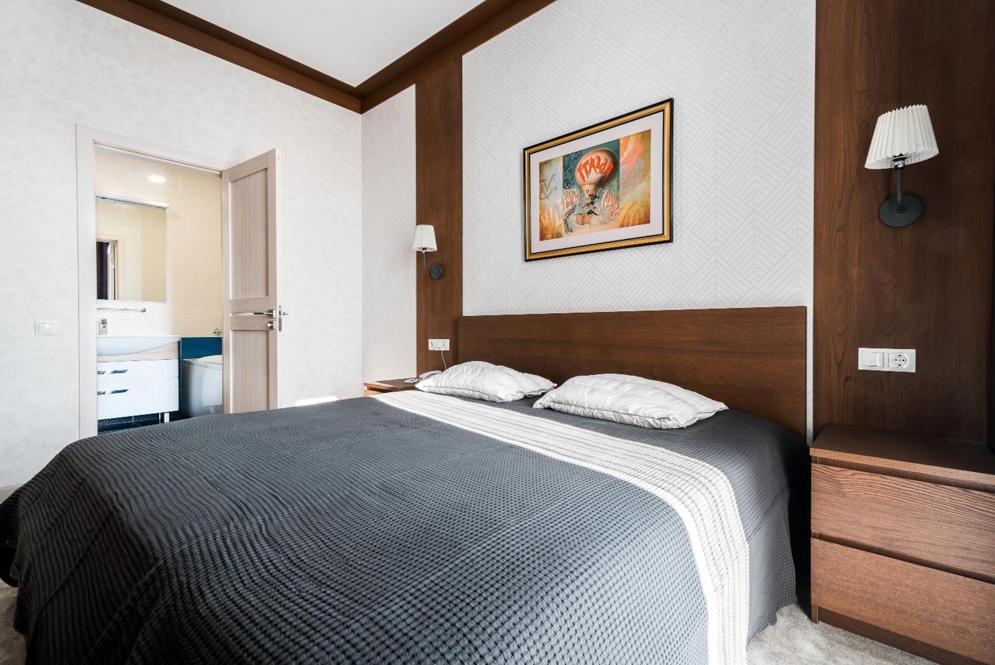 Lacasa Hotel Karagandy Eksteriør bilde