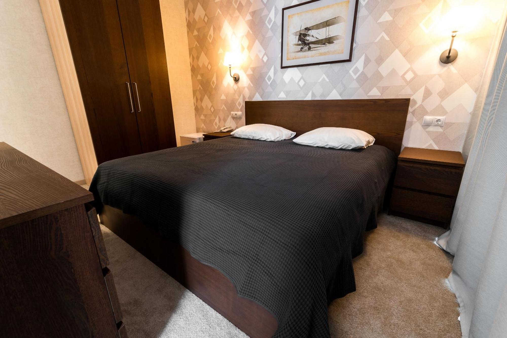 Lacasa Hotel Karagandy Eksteriør bilde
