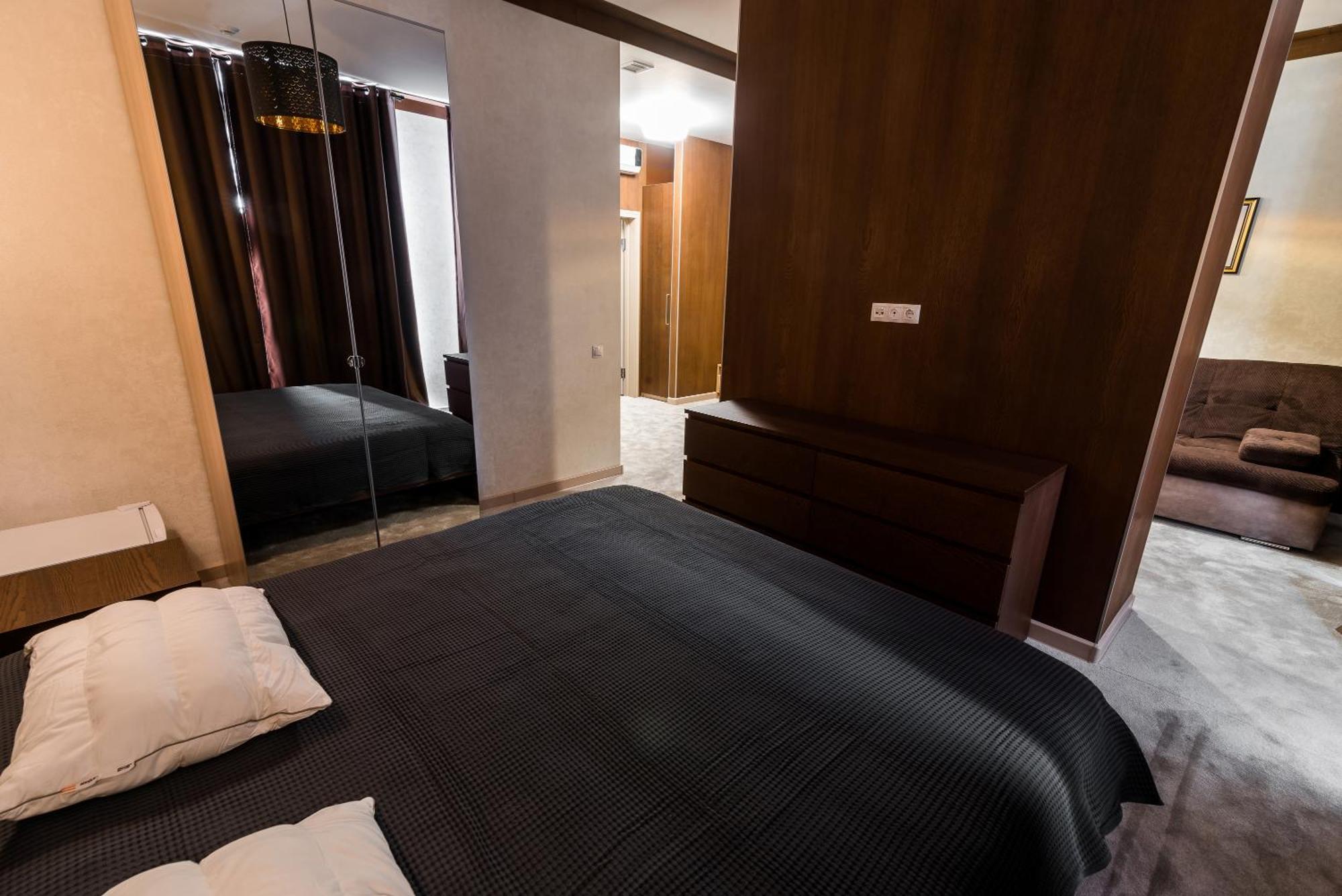 Lacasa Hotel Karagandy Eksteriør bilde